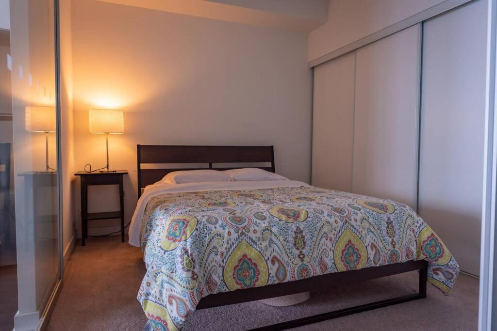 Apartment Classic Downtown Lakeview With Free Parking