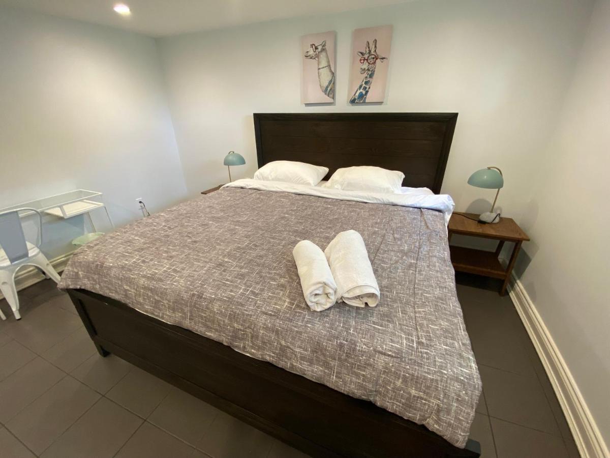 Yonge And Finch Subway !t Spacious And Modern Private Bdr With Shared Bathroom Toronto