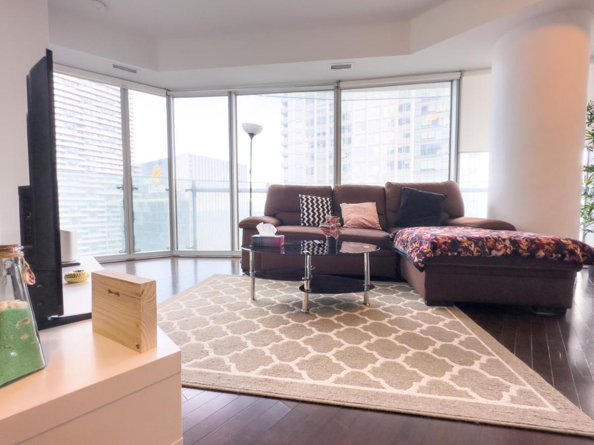 Luxury 2 Bedrooms With Lakeview Cn Tower Entertainment District Rogers Centre *