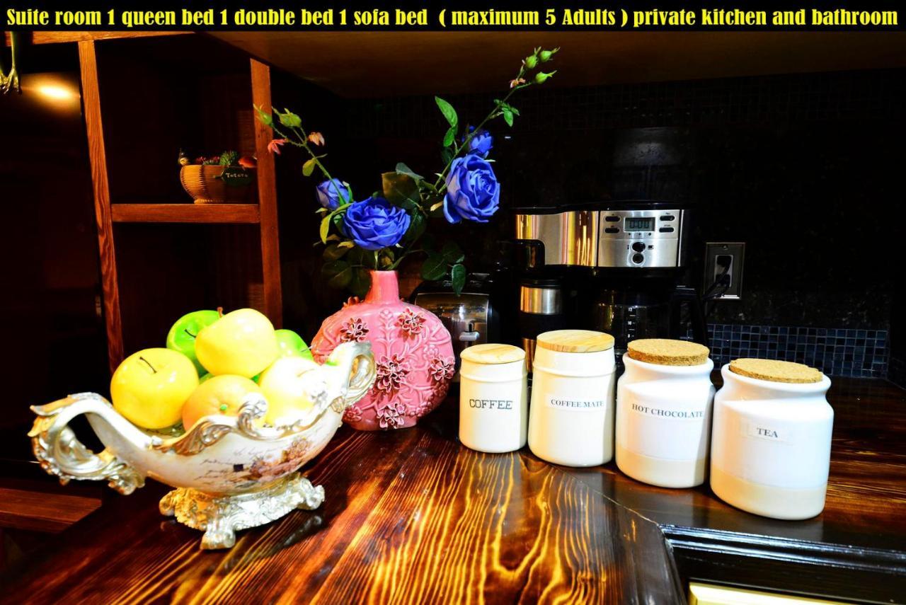Guest house Salmon Magwood Toronto