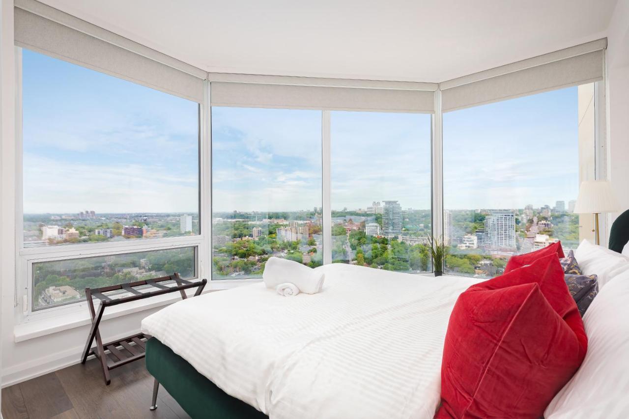 Apartment Luxury 2-bedroom In Yorkville With The View In Downtown Toronto