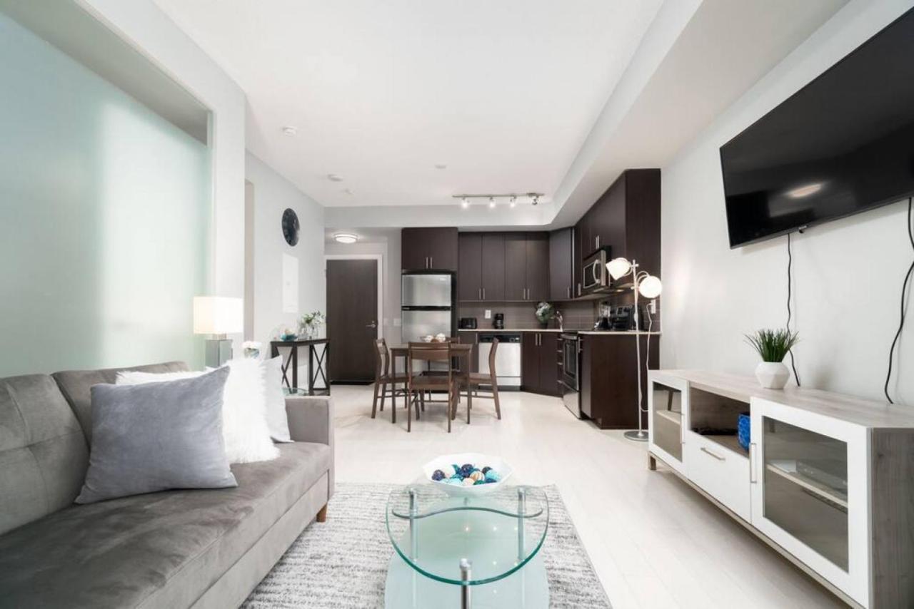 Modern 1 Bd 1ba With A Sofabed Downtown Toronto