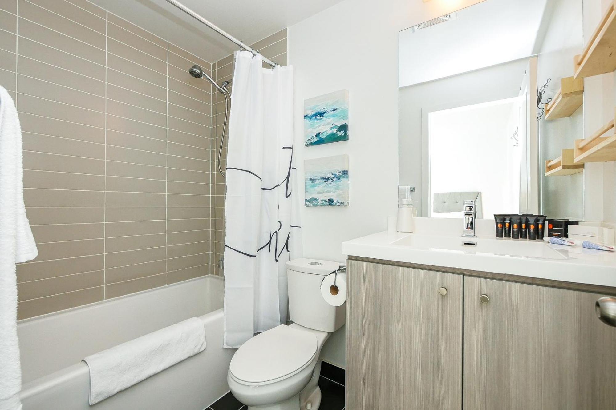 Apartment Epic 2br W/ Panoramic Cn Tower/city View *