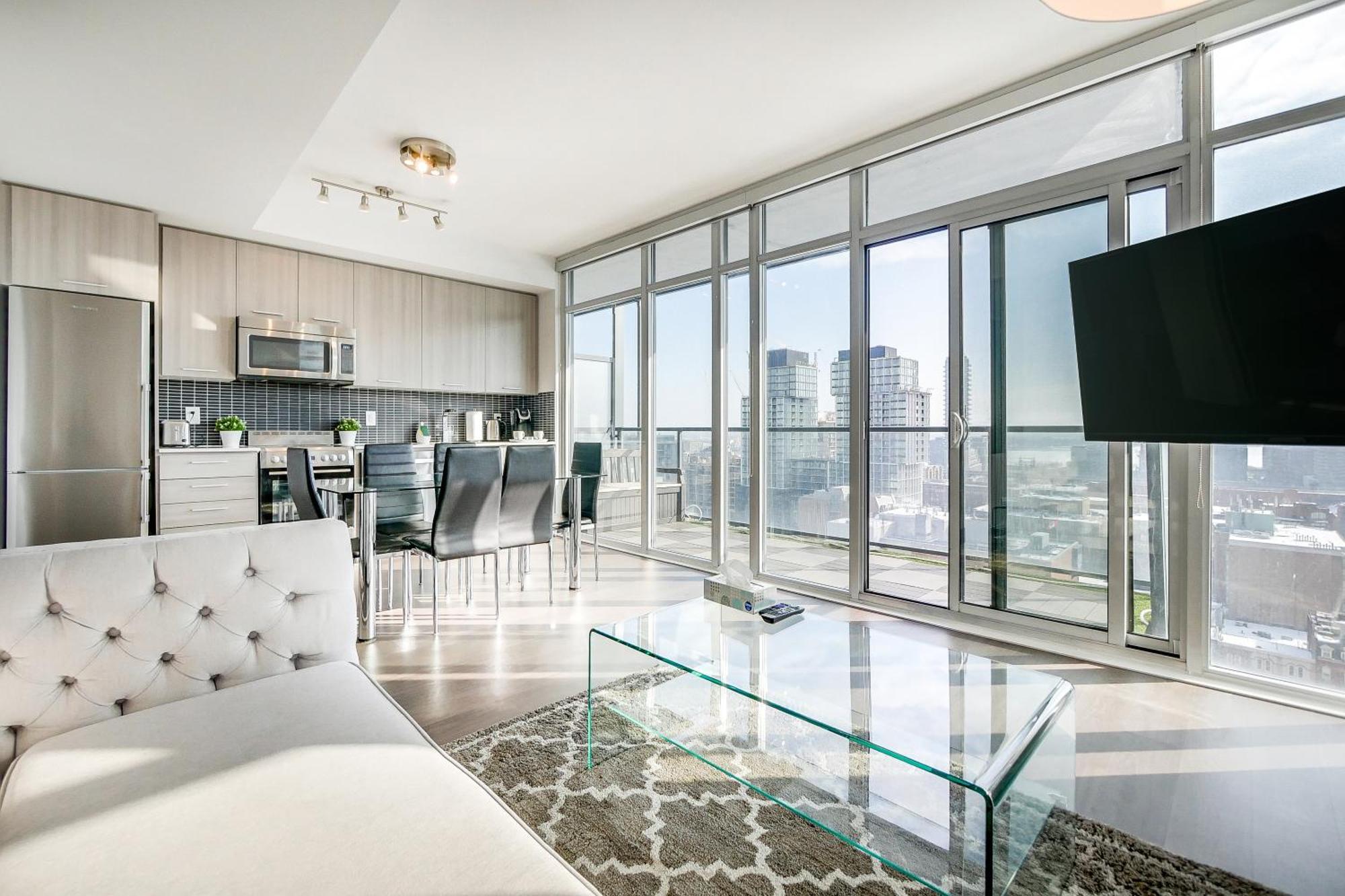 Apartment Epic 2br W/ Panoramic Cn Tower/city View *