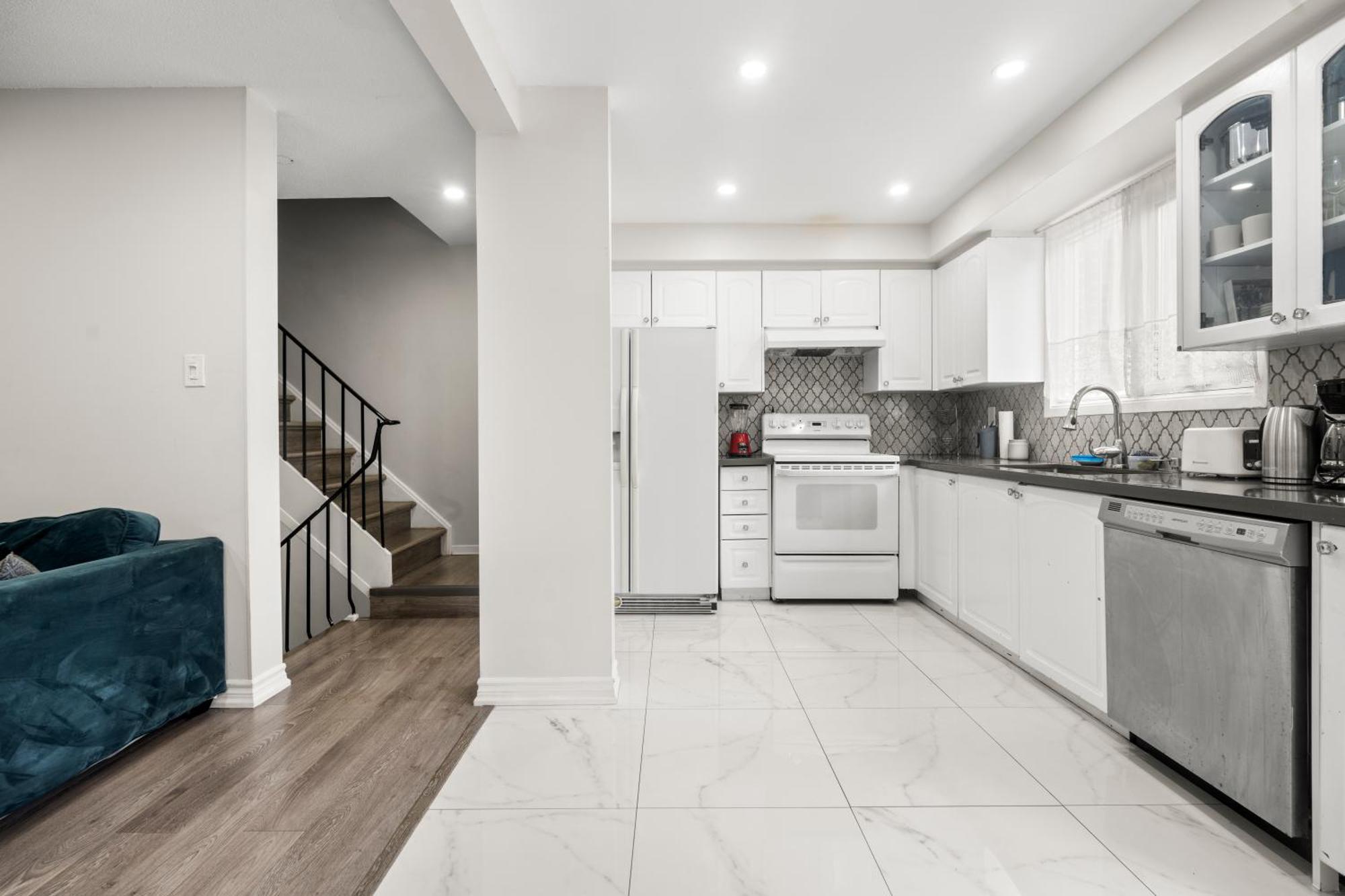 Rooming House In Scarborough By Globalstay Guest house Markham