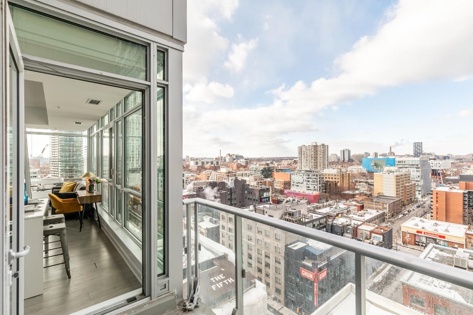 Nobu - Toronto's Entertainment District Apartment *