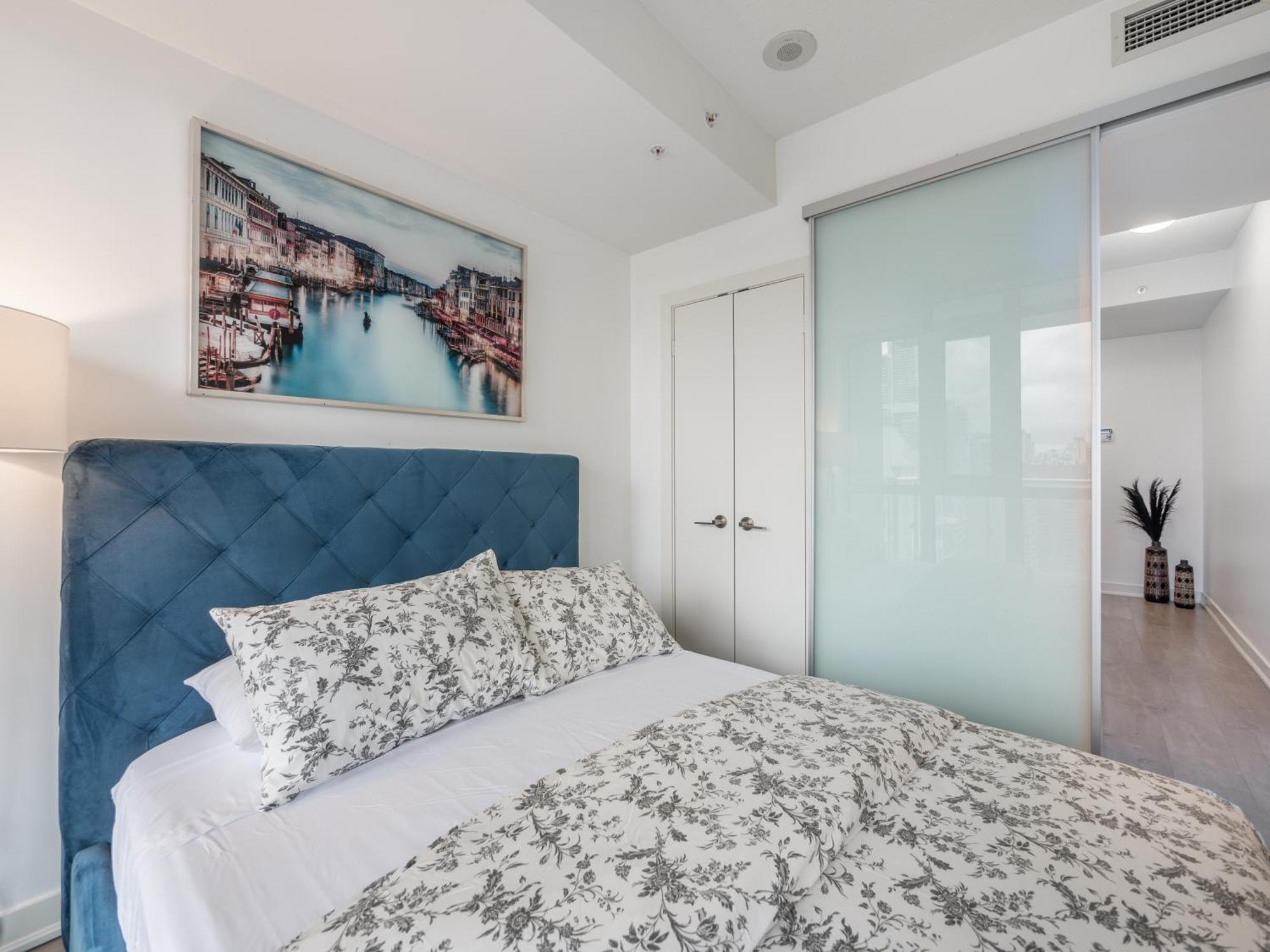 Apartment Nobu - Toronto's Entertainment District *