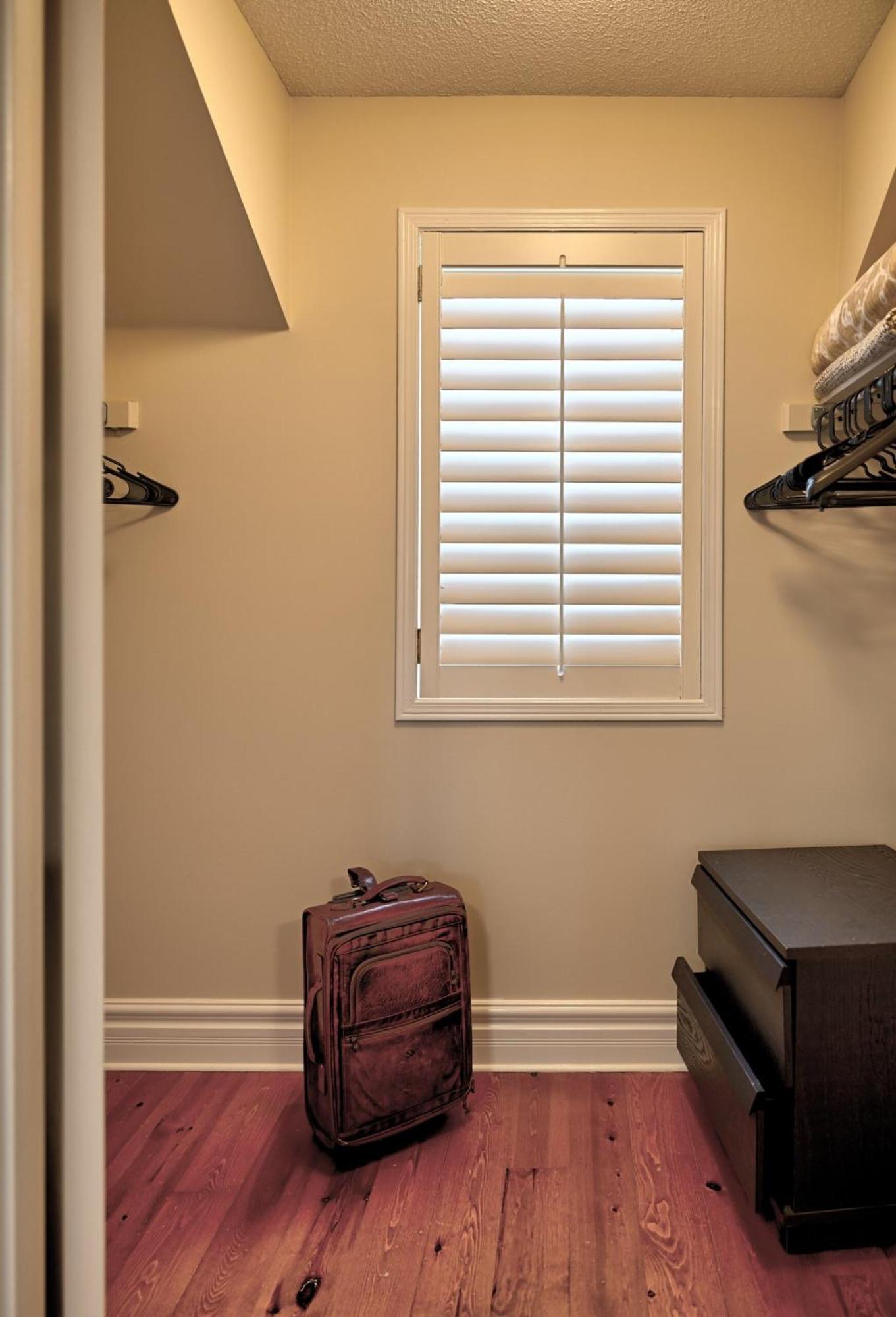 Bed & Breakfast Welcome Home! Acores Toronto