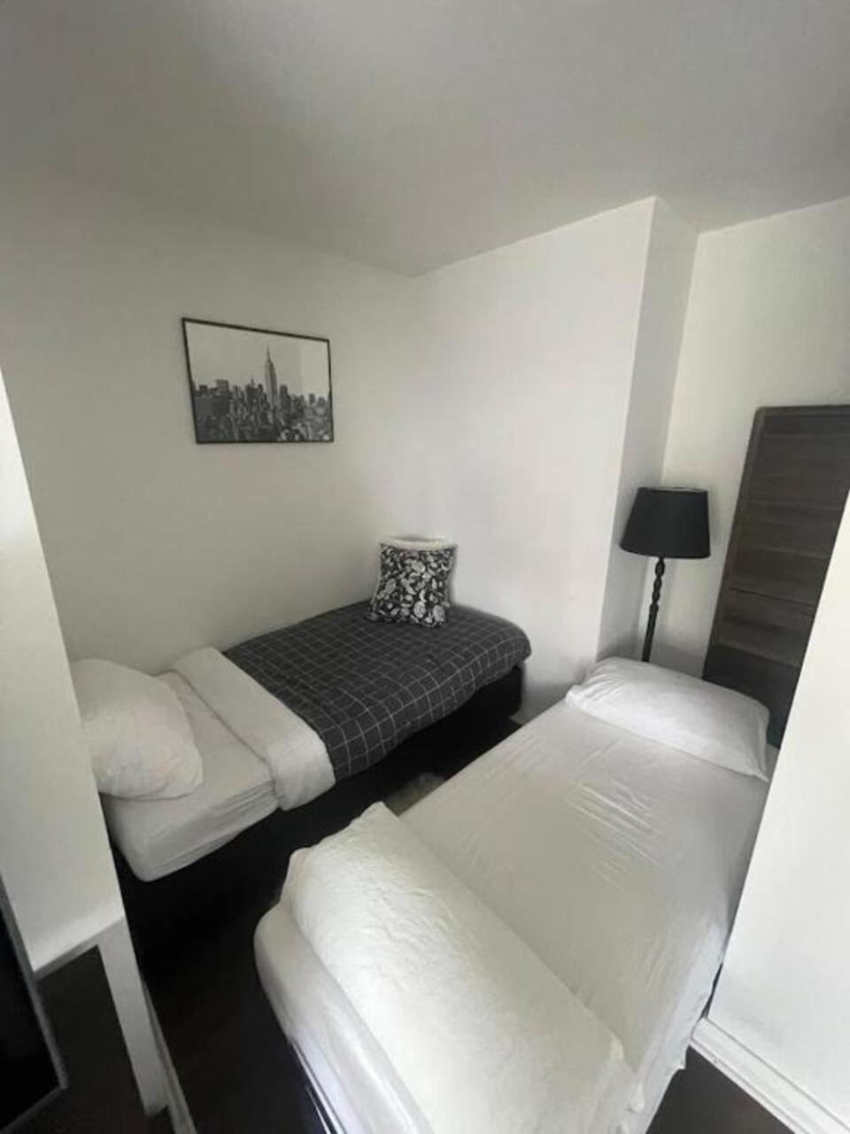 Apartment Luxury 2-bedroom In Yorkville With The View In Downtown