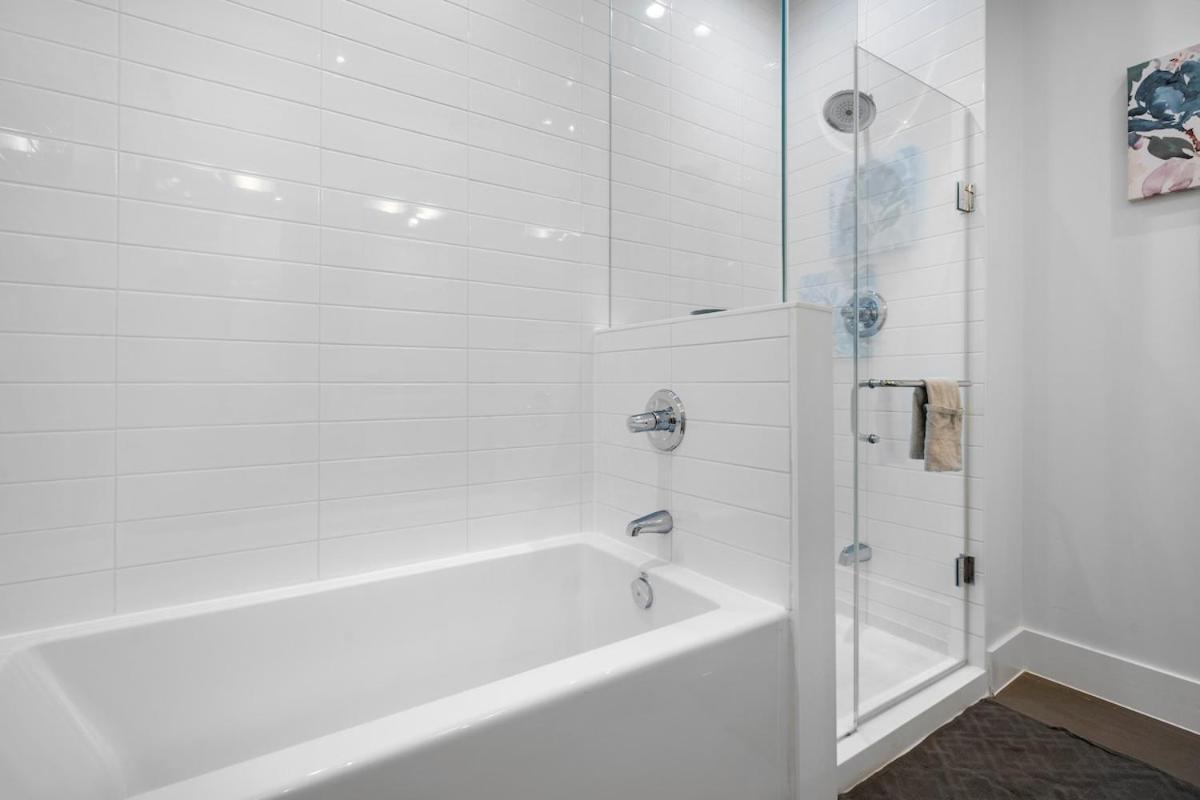 Rentx Waterfront Private Elevator Penthouse Apartment *
