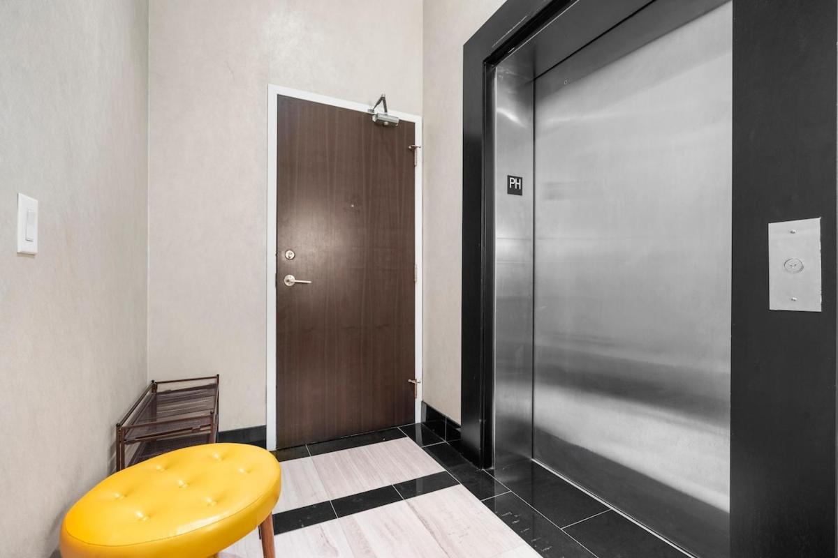 Rentx Waterfront Private Elevator Penthouse Apartment *