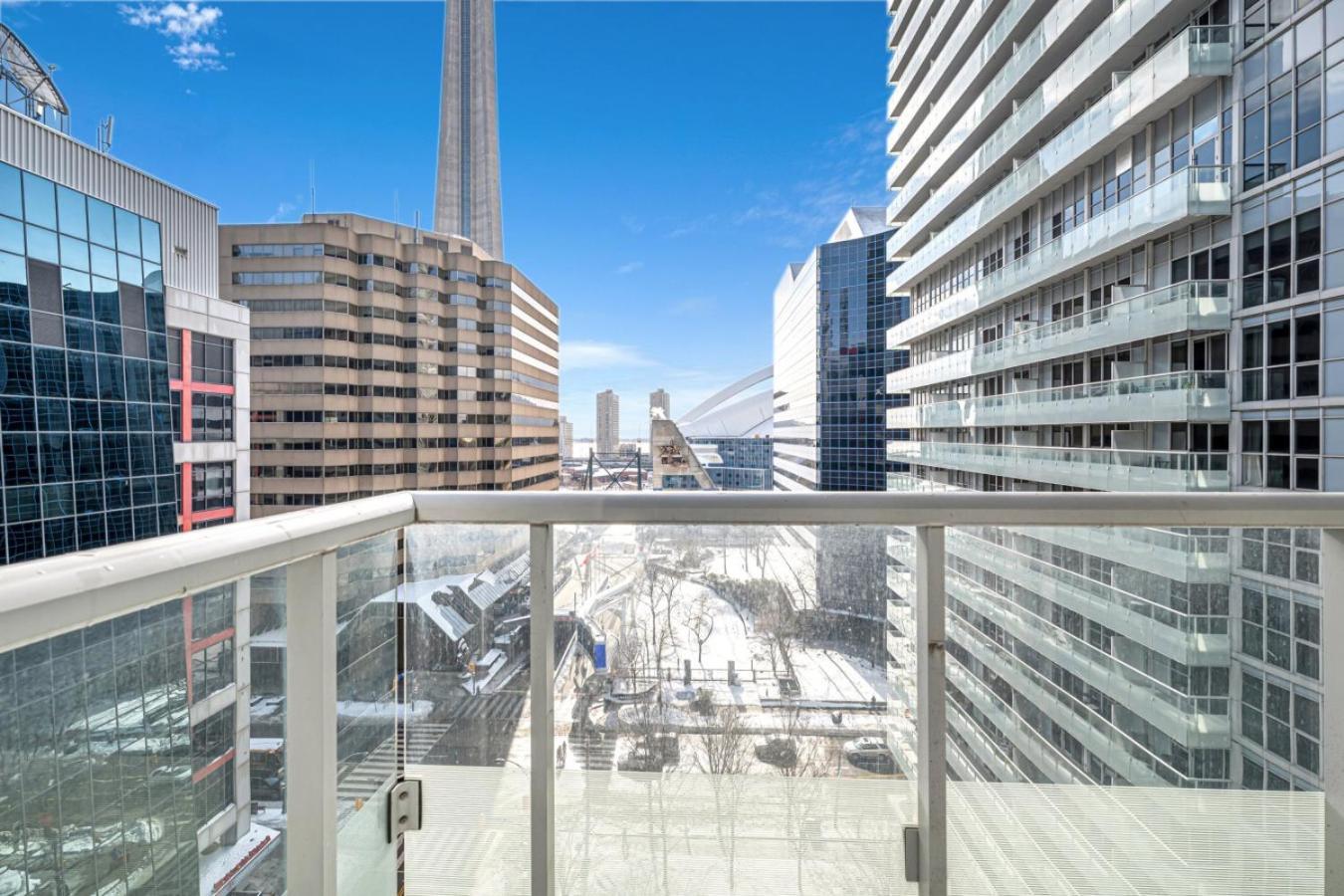 Ferienhaus Cn Tower View 2 Bed Near Rogers Centre, Scotiabank, Mtcc *