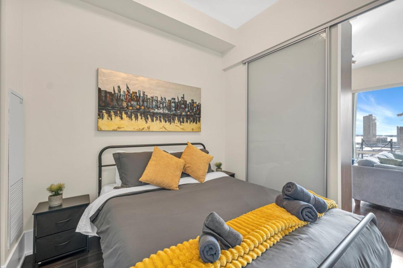 Ferienhaus Cn Tower View 2 Bed Near Rogers Centre, Scotiabank, Mtcc