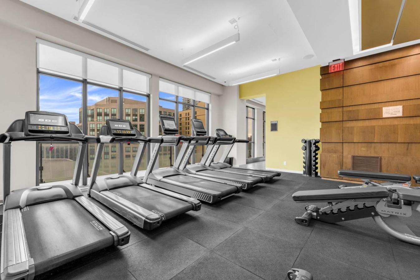 Ferienhaus Cn Tower View 2 Bed Near Rogers Centre, Scotiabank, Mtcc Toronto