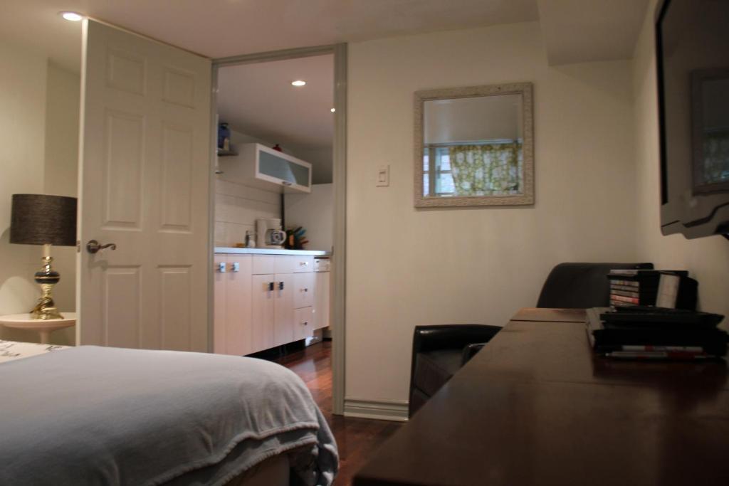 Bed & Breakfast Downtown 4*