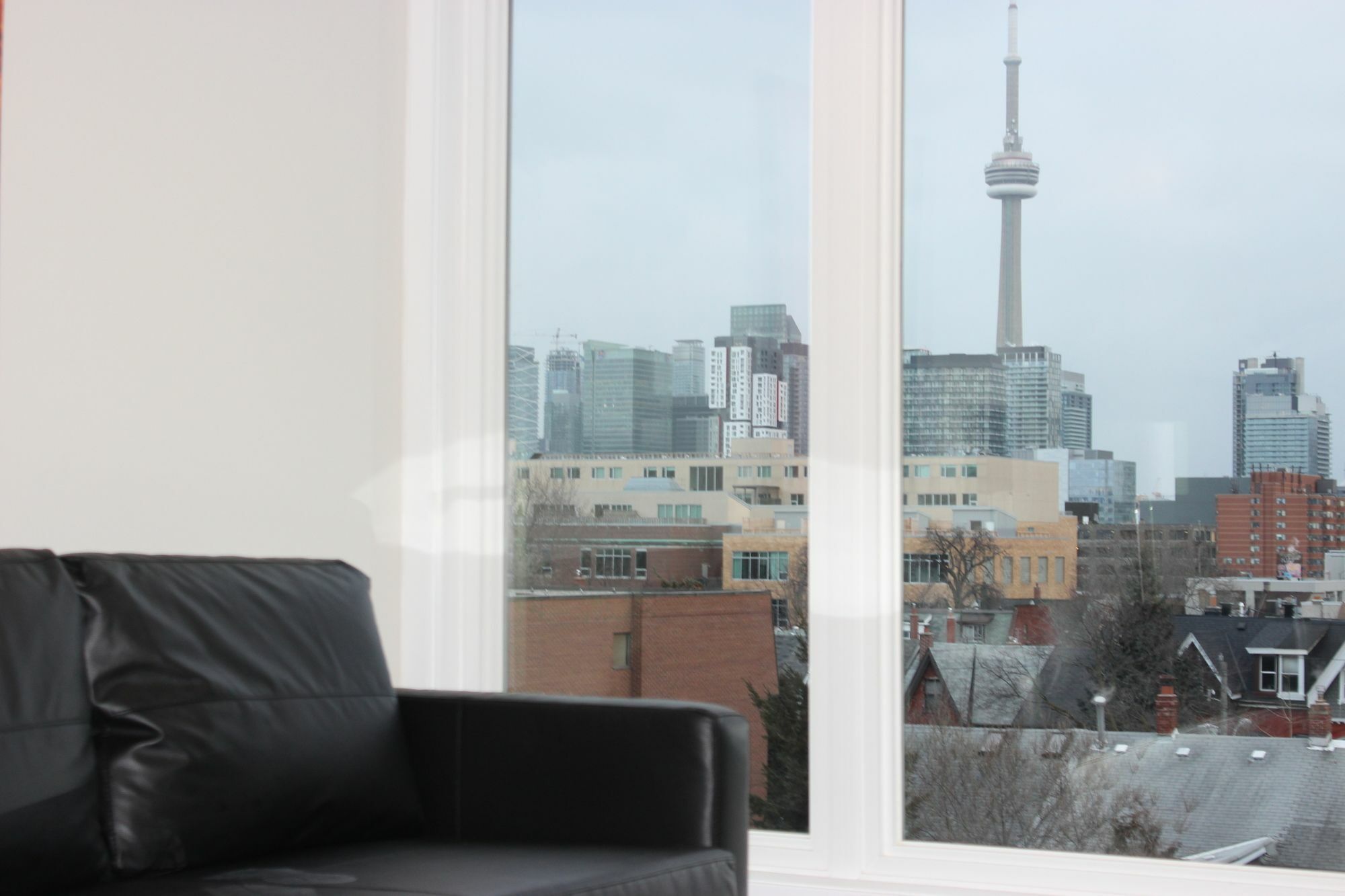 Apartment Atlas Suites- Furnished Apartments-college Street, Toronto