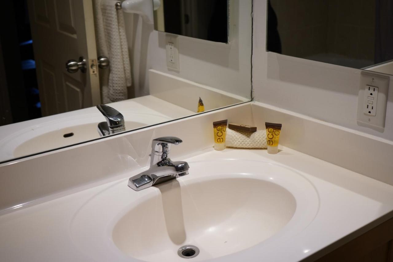 Apartment Living Suites - Toronto Convention Centre Toronto